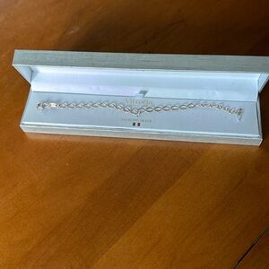 Stunning Shiny Italian Sterling Silver Bracelet - New in Box